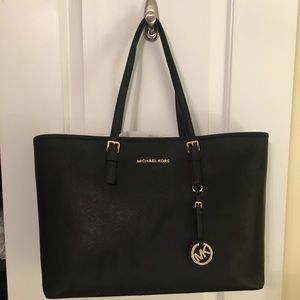 Michael Kors Jet Set Multi-function Travel Tote